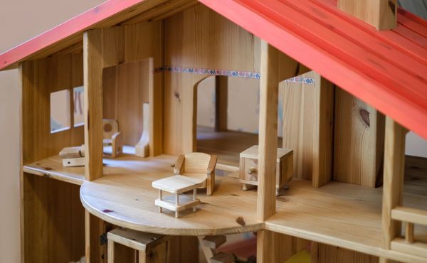 Doll House Assembly in Frederick